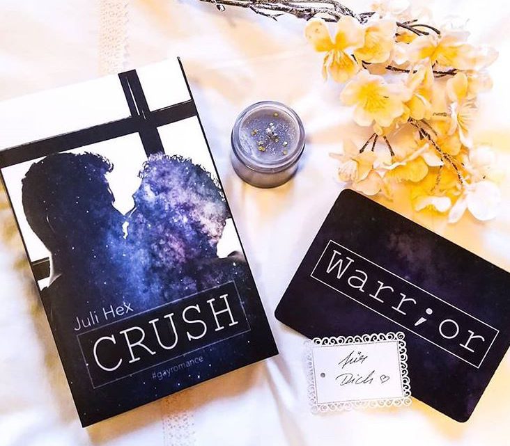 Rezension: »Crush« von Juli Hex