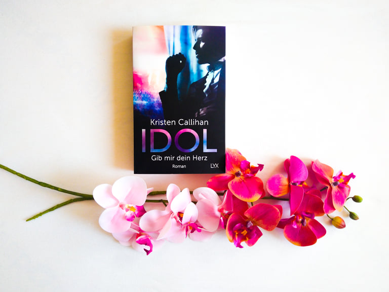 Rezension: »IDOL – Gib mir dein Herz (VIP-Reihe 2)«  von Kristen Callihan